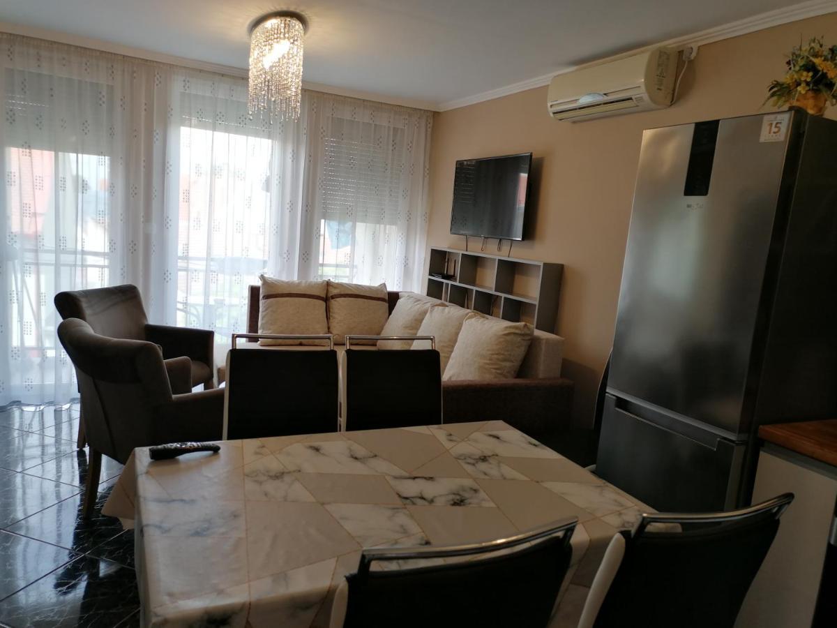 Bettina47 apartman Hajdúszoboszló Exteriör bild
