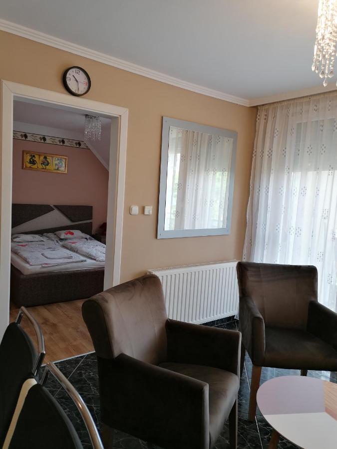 Bettina47 apartman Hajdúszoboszló Exteriör bild